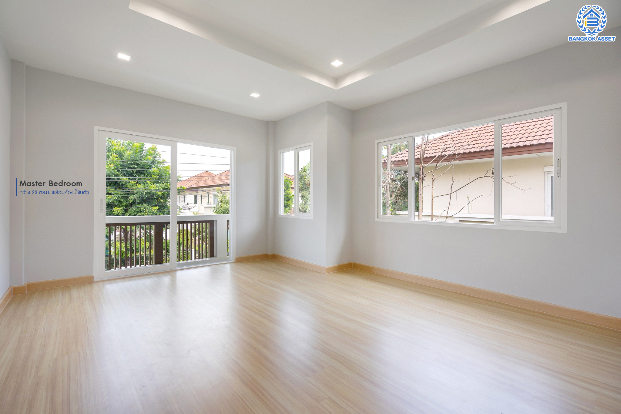 บ้านมือสองตกแต่งใหม่ ม.เดอะเซนโทร วัชรพล บ้านเดี่ยวจากแบรนด์ AP เนื้อที่ 56 ตร.ว. ฟังก์ชัน 3 ห้องนอน 3 ห้องน้ำ จอดรถได้ 2 คัน Facilities ครบครัน บนทำเลเชื่อมต่อหลายเส้นทาง ถ.รามอินทรา ถ.สายไหม และ ถ.พหลโยธิน ใกล้สนามบินดอนเมือง ทางด่วน "รามอินทรา" และรถไฟฟ้าสายสีเขียว "สถานีคูคต"